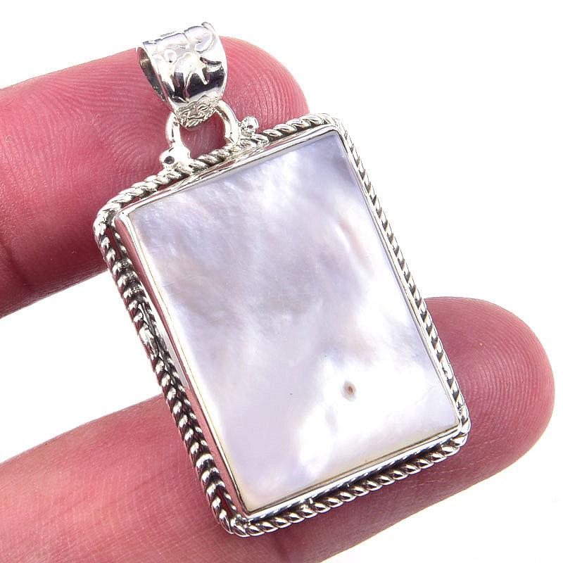 

Natural Mother Of Pearl Gemstone 925 Solid Sterling Silver Pendant 1.50 B5D42