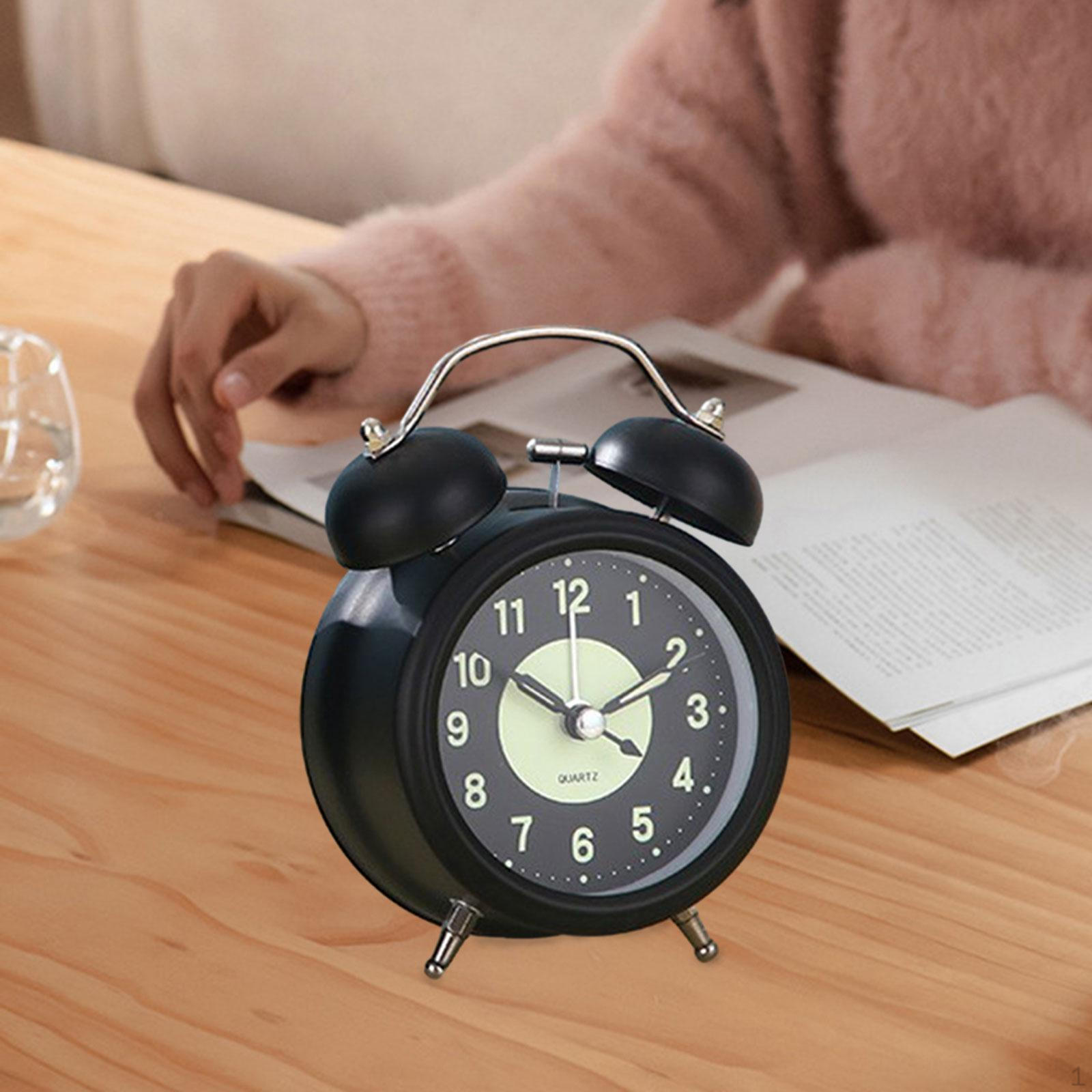 

Аналоговий будильник Подвійний дзвінок Класичний ретро-дизайн Безшумний маленький важкий для приміщень чорний