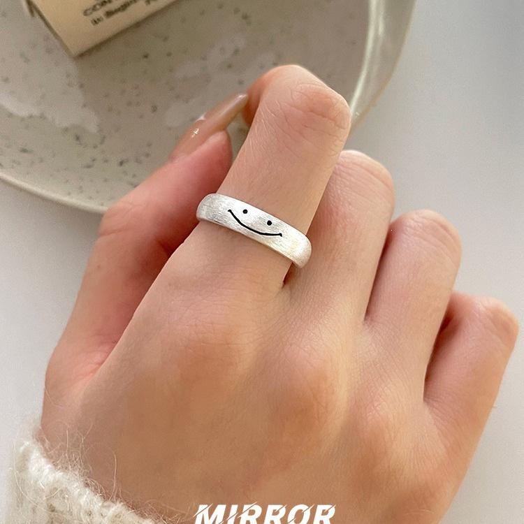 925 Brushed Smiley Face Women's Pinky Ring - Niche, Cute, and Simple Design for Students
