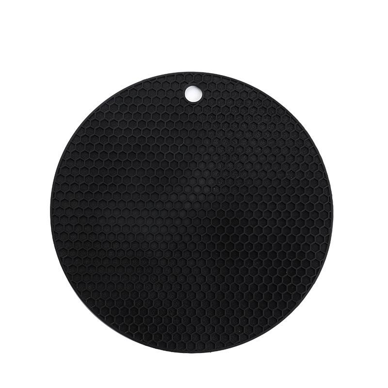 

Insulated silicone mat round non-slip heat-resistant anti-scald microwave oven mat thickened pot mat kitchen supplies 18cm чёрный