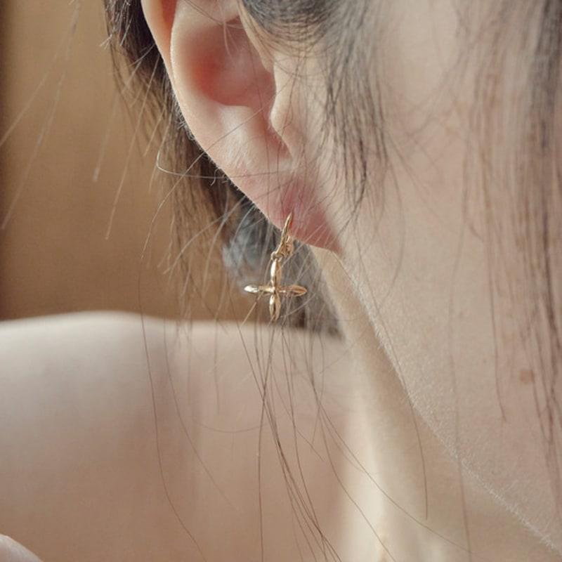 clemence jewelry Crochet Earring 01