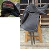 Leder Dressursattel mit doppeltem Sattelblatt und wechselbaren Kammern – Elegantes Cantle-Design