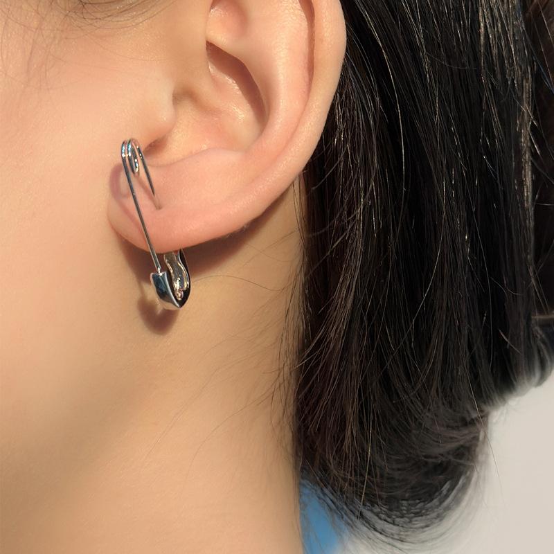 Minimalist Safety Pin Shape Lever Back Earrings for Women U-shaped Golden Plated Lock Pendant Pierced Earring Jewelry Gifts