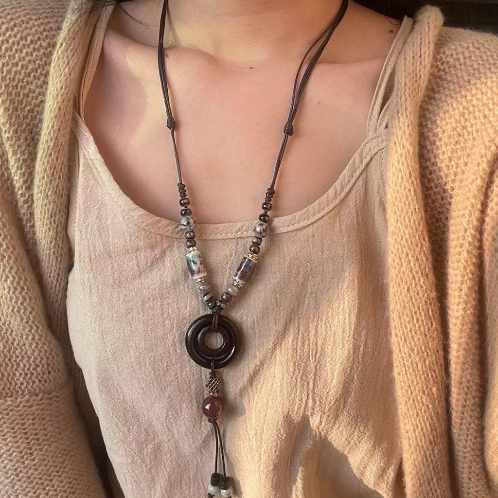 Bohemian Ethnic Style Long Bow Metal Necklace with Vintage Distressed Pendant (2025)