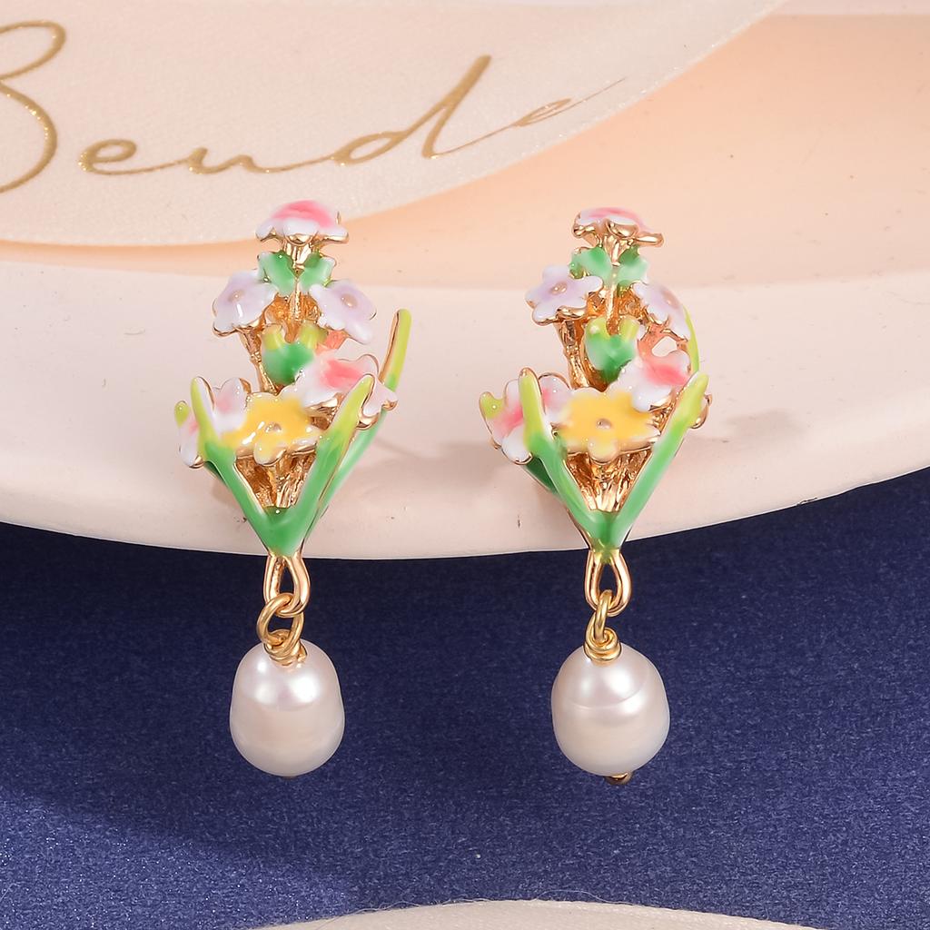 Fresh new Chinese flower stud oil painting style high-end enamel pearl earrings vintage national style tassel earrings women
