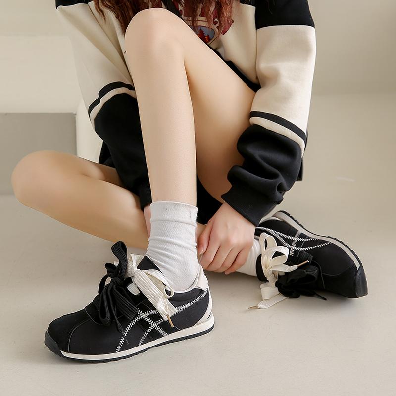 Women's Casual Sports Shoes Fall New Round Head Suede Splicing Front Lace-up Comfortable Flat Shoes