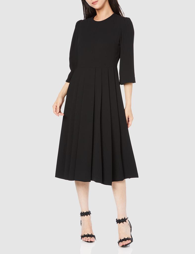 Vestido plissado com gola