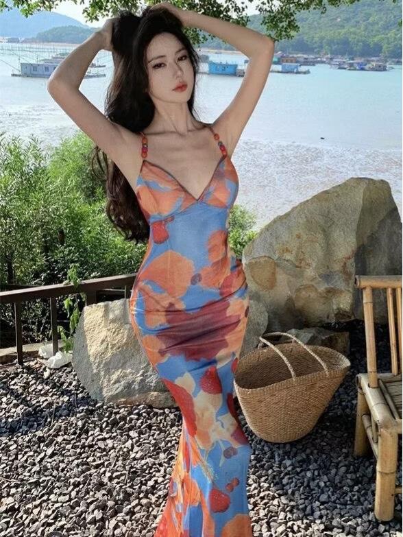Island Resort Style Open-Back Camisole Dress - Women's 2026 Dopamine-Chic Hip-Hugging Skirt