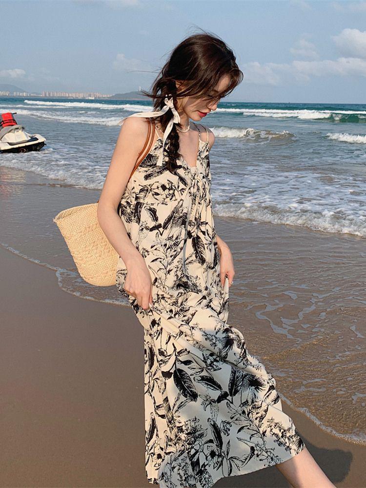 Women's 2025 Sleeveless Spaghetti Strap Long Dress - French Summer Tea Break, High-End Seaside Vacation Style