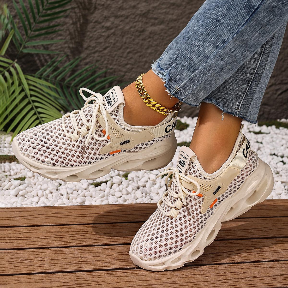 

Trendy and Minimalist Sports Shoes Breathable Mesh with Increased Anti Slip and Versatile Casual Vulcanized Shoes 43 кавовий