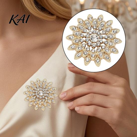 Sunflower Brooch Pin Sparkling Rhinestone Brooch, Golden Plated Floral Lapel Women Fashion Jewelry Pin, Dainty Clothing Accessory for Girls Durable