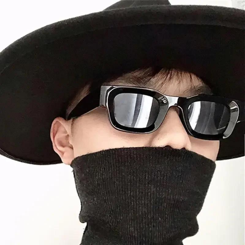 Fashion Travel UV400 Protection Sun Glasses Unisex Small Frame Concave Sunglasses Men Luxury Design Retro Hip-hop Punk Sunglass