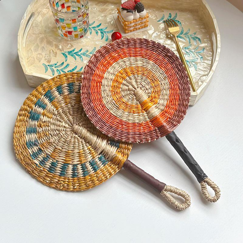 Colorful Striped Patterns Seagrass Woven Fan Vintage Anti-Mosquito Hand Braided Fan Natural Portable Cattail Fan School/Office