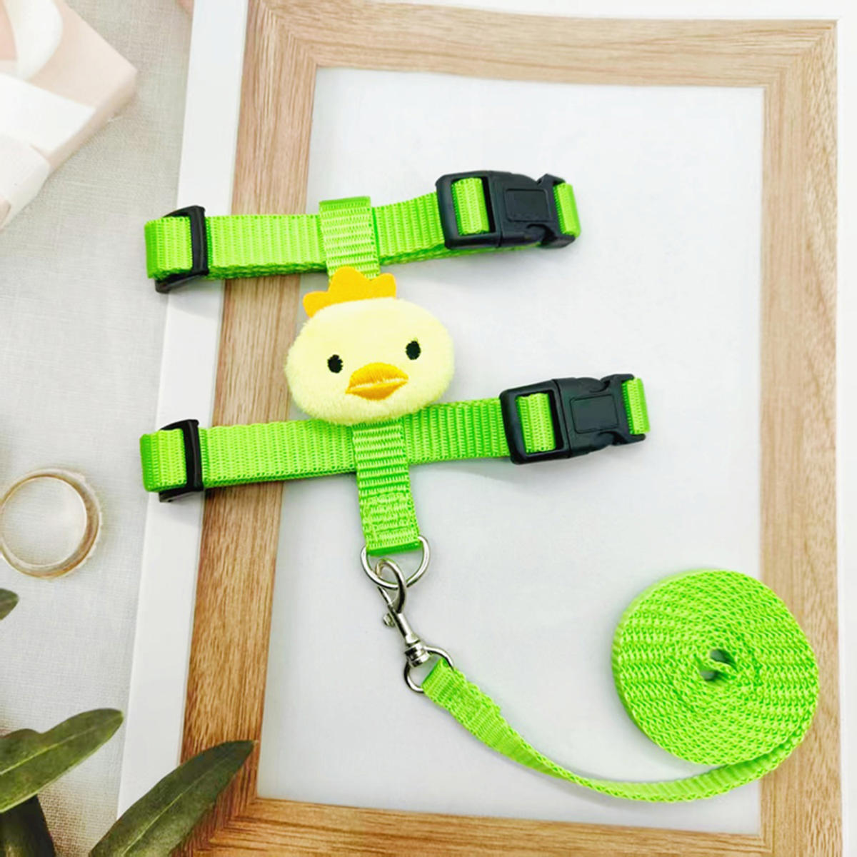 

Small Animals Outdoor Wakling Supplies Cartoon Style Rabbit Harness and Leash Set for Bunnies Guinea Pig Bunny Accessoris Pet chick зелёный