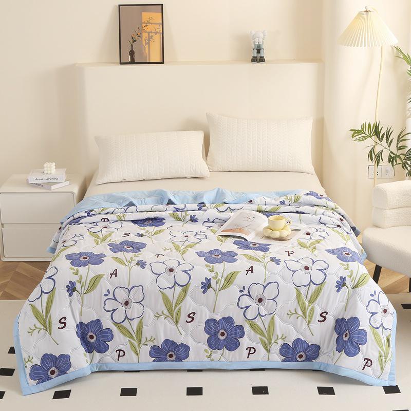 Summer Cool Cotton Quilt - Perfect for Air Conditioning and Company Anniversary Gifts