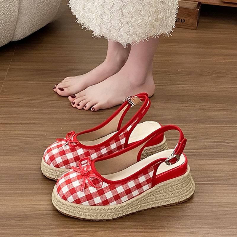 

New Style of Flip-flops Thick-soled Sandals and Fisherman s Shoes 40 чорний