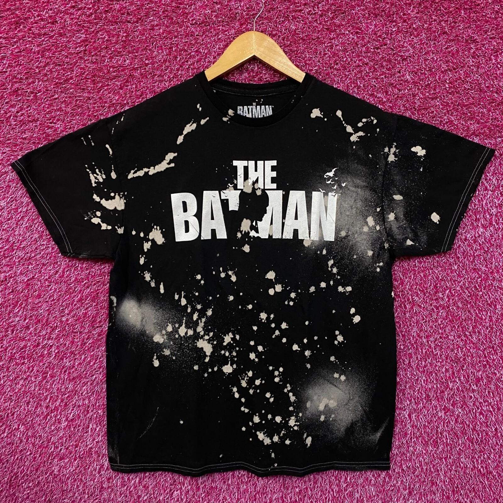 The Batman Silhouette Spell-Out Movie Poster Splatter Dye L XXXXL