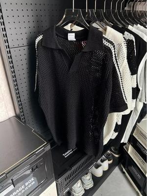 Men's Retro V-Neck Knit Short Sleeve Top - Casual & Breathable Design