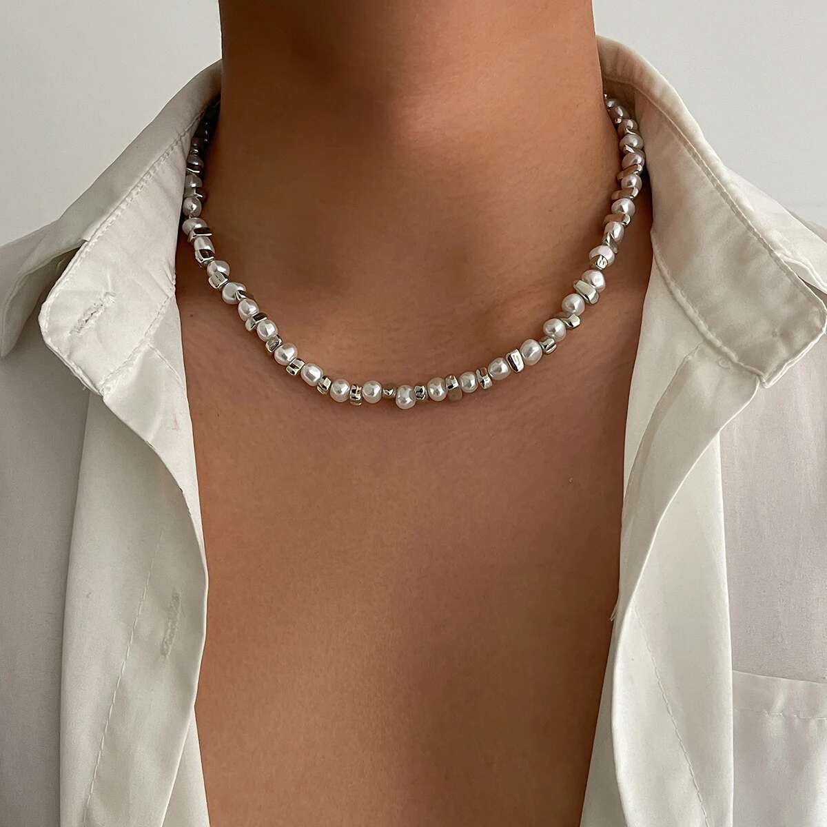 

Ingemark Goth Imitation Pearl Rhinestone Choker Necklace for Men Collar Vintage Adjustable Clavicle Chain Daily Party Jewelry