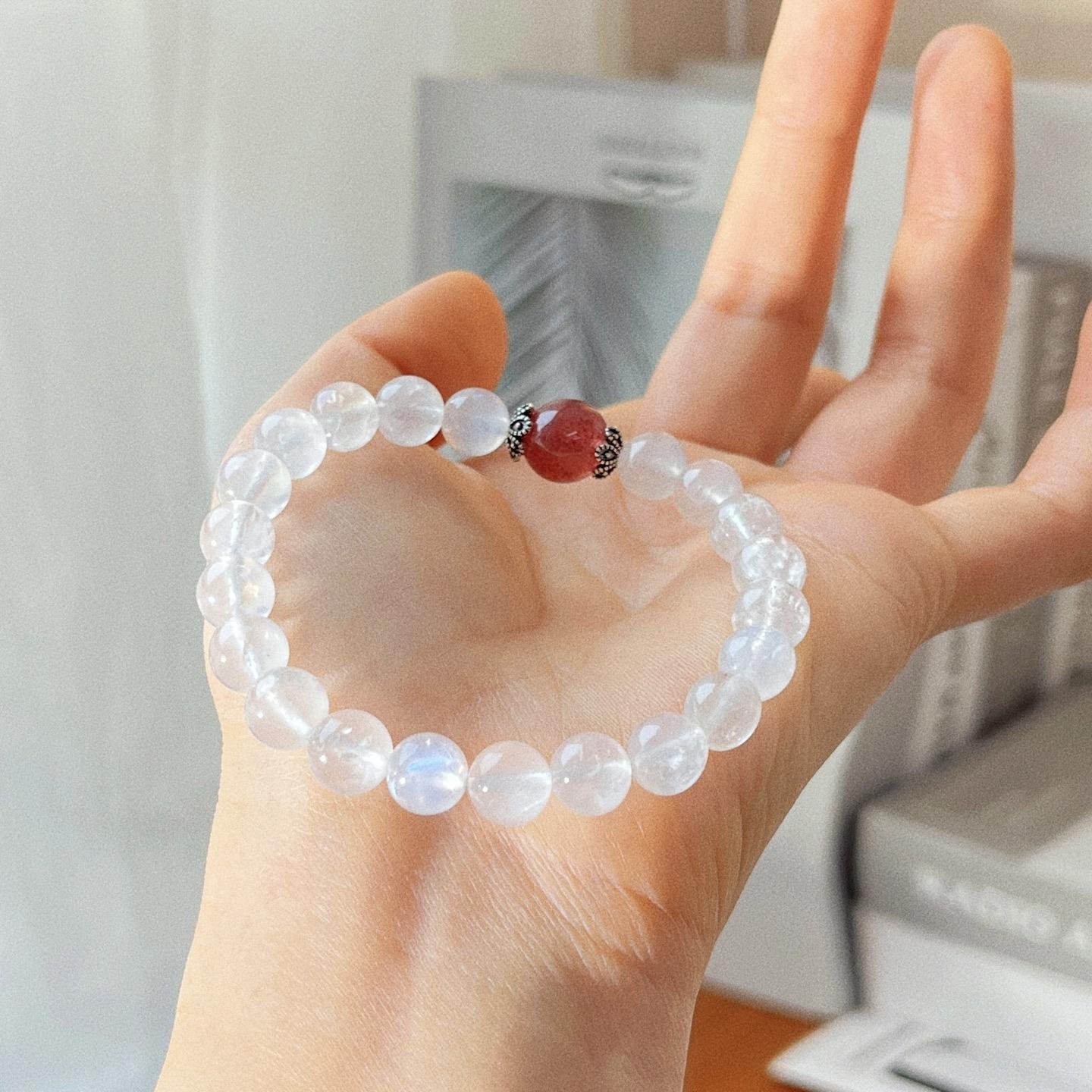 925 Silver 8Mm Particles Strong Blue Light Natural White Moonstone Pigeon Blood Red Strawberry Crystal Bracelet Bracelet