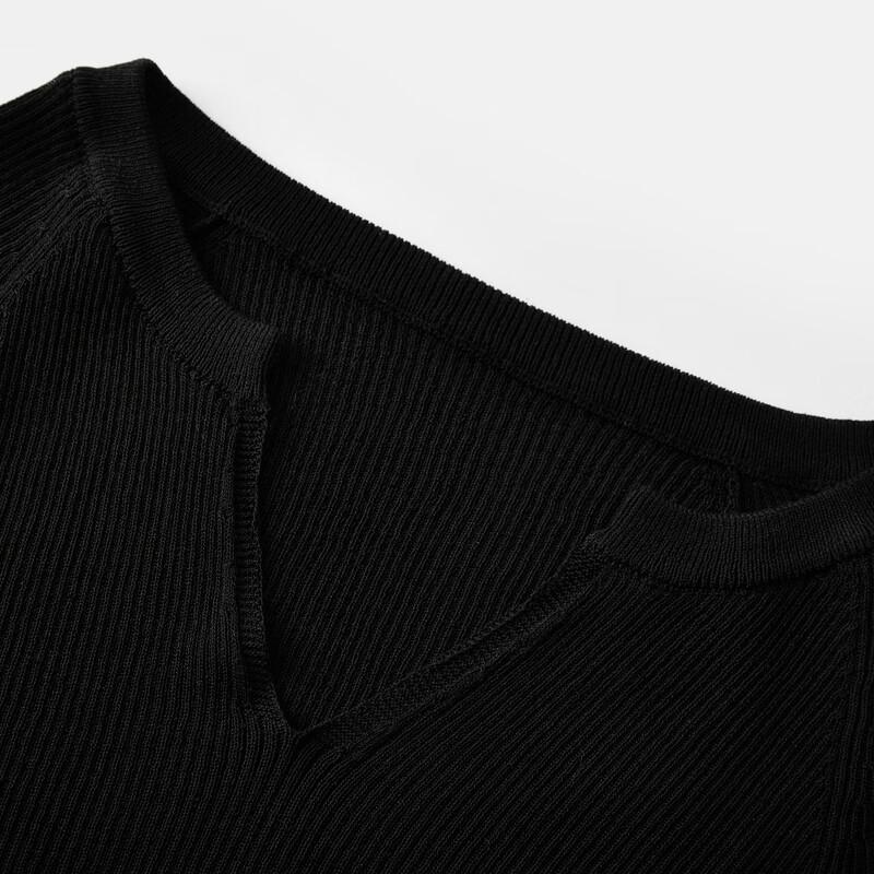 Women's V-Neck Slim Fit Short Sleeve Knit Top