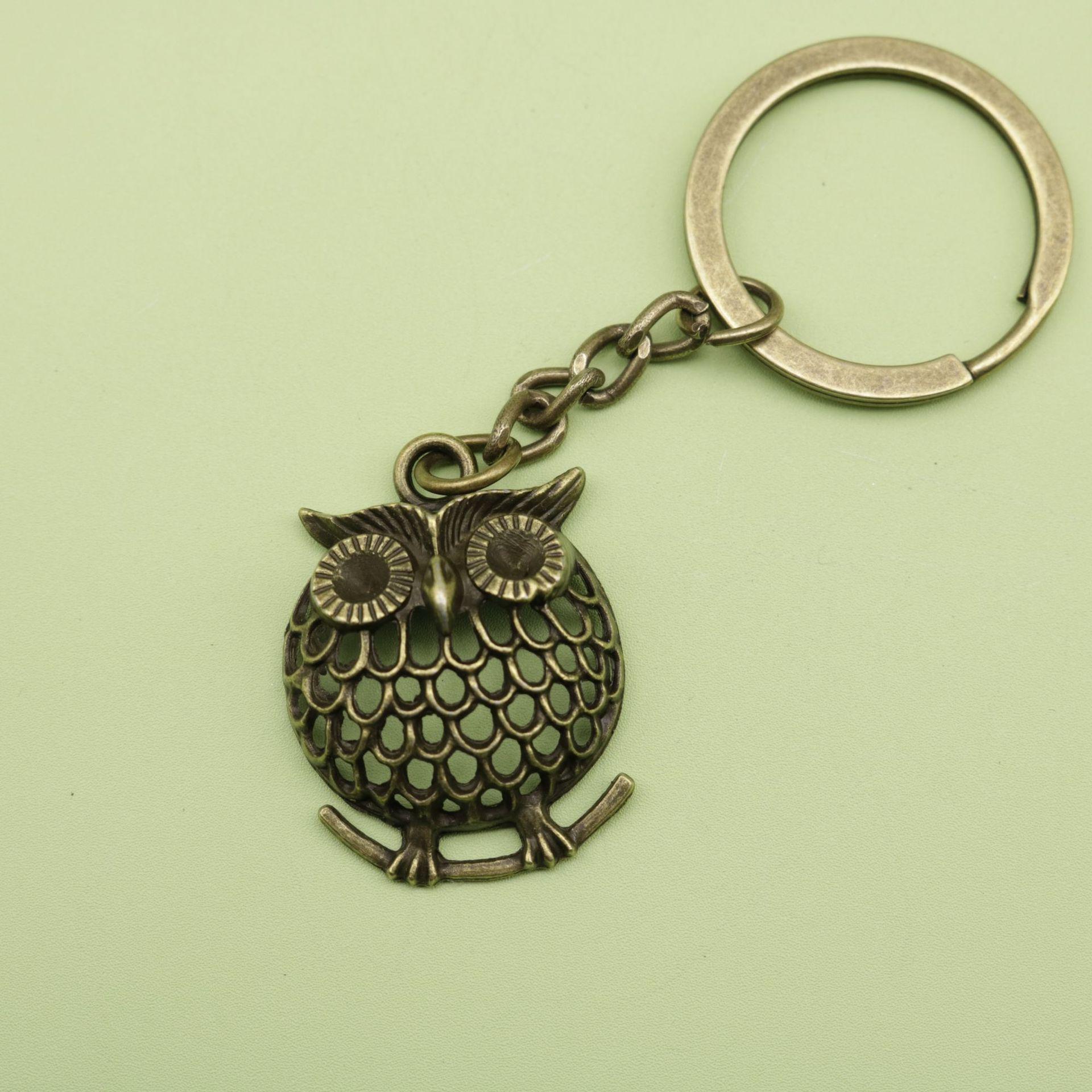 Owl Keychain Pendant - Simple Stylish Jewelry