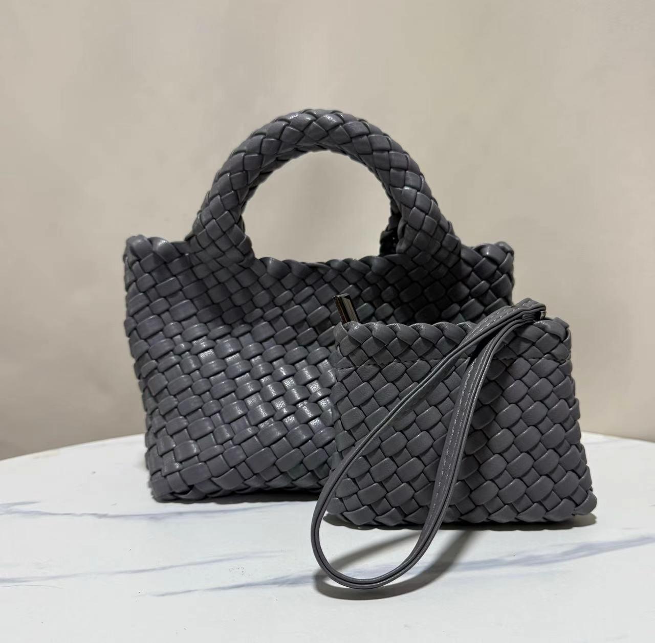 

Korean Style Handmade Woven Mother-Child Shoulder Bag - Versatile Crossbody Basket for Women