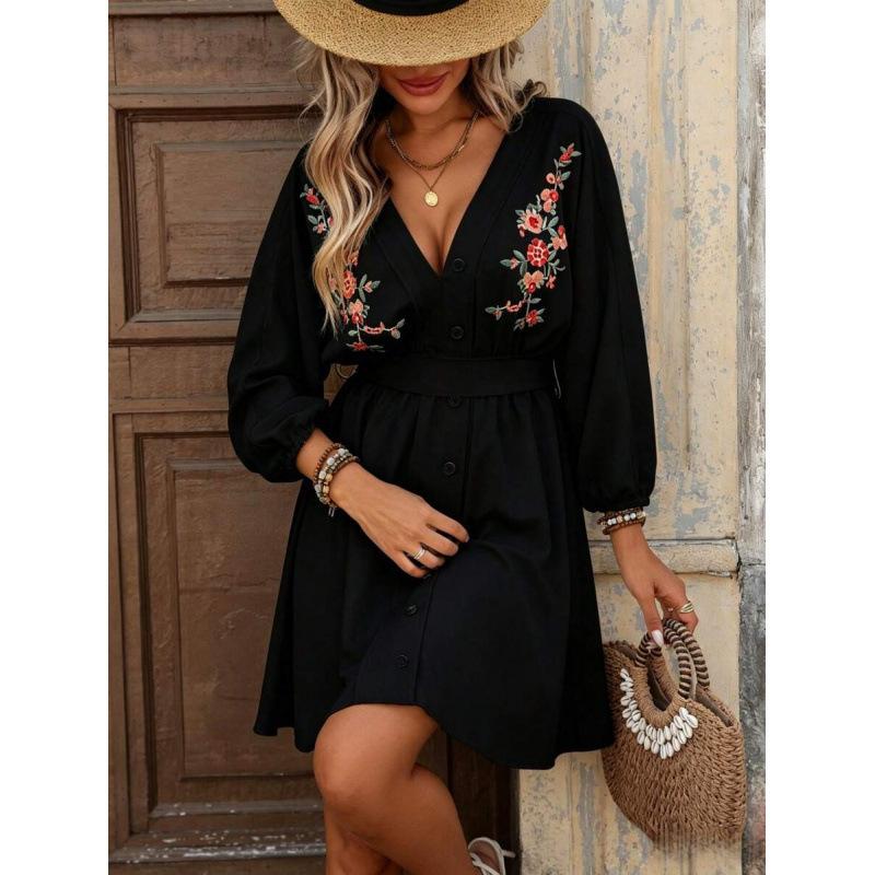 Amazon Europe and America 2026 Summer New Casual Flower Embroidered Lantern Sleeves Waist Thin Dress Women