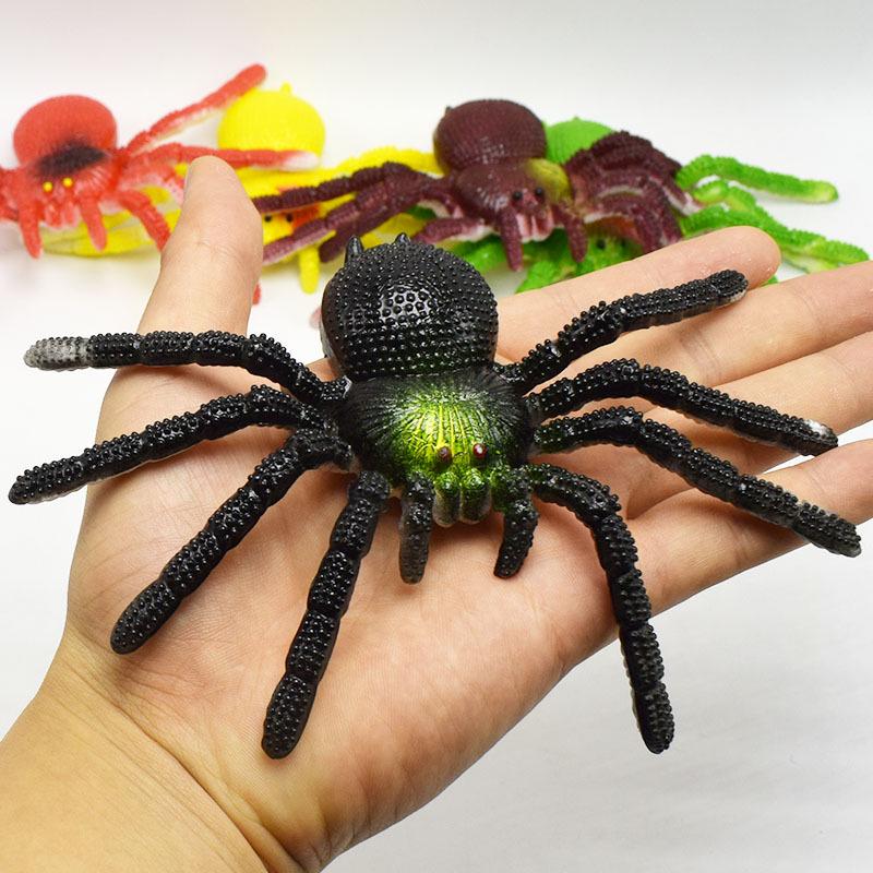 1PCS Tricky Spoof Horror Animal Soft Plastic Insects Toys Model Spider Scorpion Lizard Locust Animals Figures Office Prank Toys