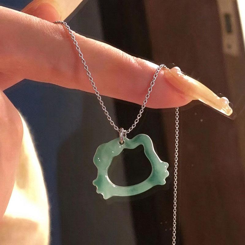 Cartoon Cat Rhinestone Necklace - Fashionable Girly Student Best Friend Chain with Niche Design.