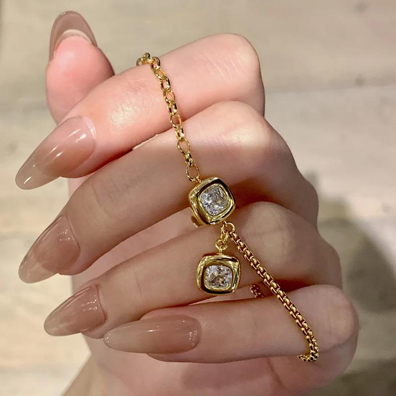 New Star Drill Bracelet High Sense Design Light Luxury Fashion Trendy Exquisite Elegant Niche Jewelry