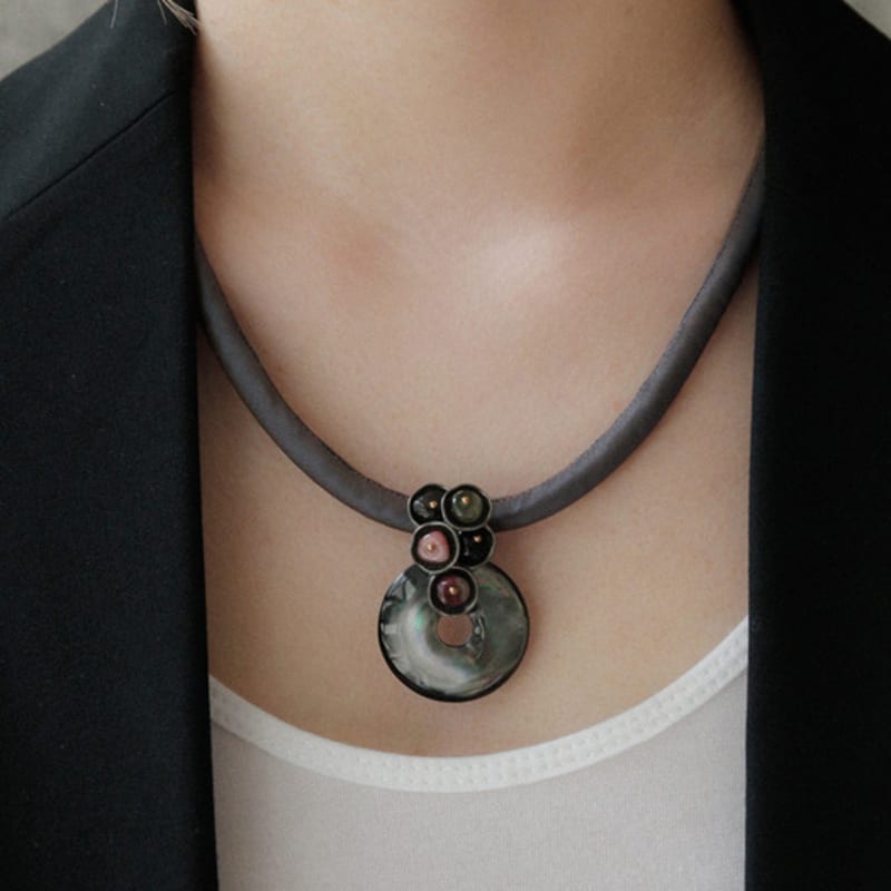 

J.Lauren Mother Of Pearl Gemstone Silk Necklace Bn0536 Blue