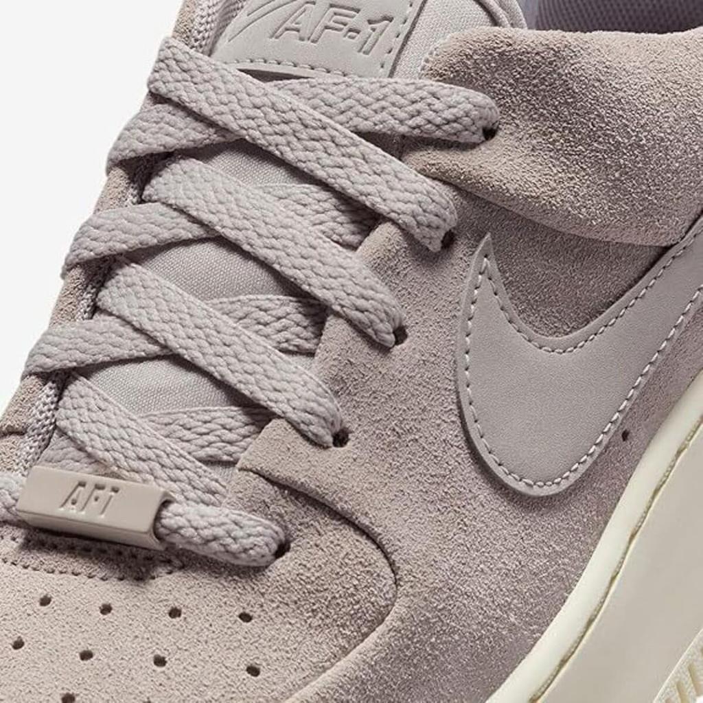 Nike W AIR FORCE 1 SAGE LOW COLLEGE GREY/PALE IVORY AR5339-004 24.5cm