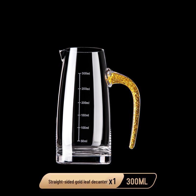 

Роскошный декантер для белого вина с золотым тиснением