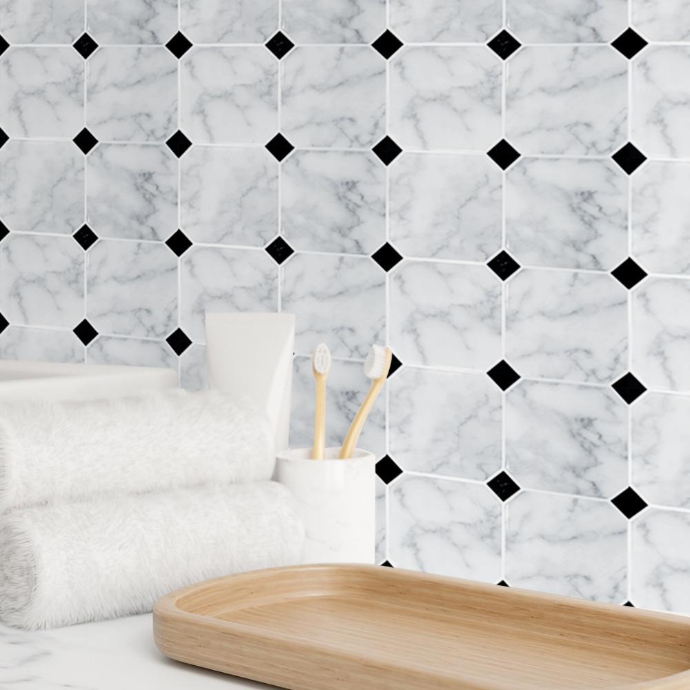 Selbstklebende Abzieh- und Aufklebe-Spritzschutz-Wandpaneele Wasserdichte Wandfliesen für Küche Badezimmer