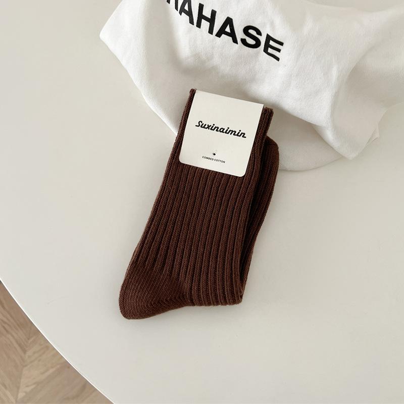 5 Pairs of Women's Spring and Autumn Versatile Slimming Vertical Striped Mid Top Stack Socks