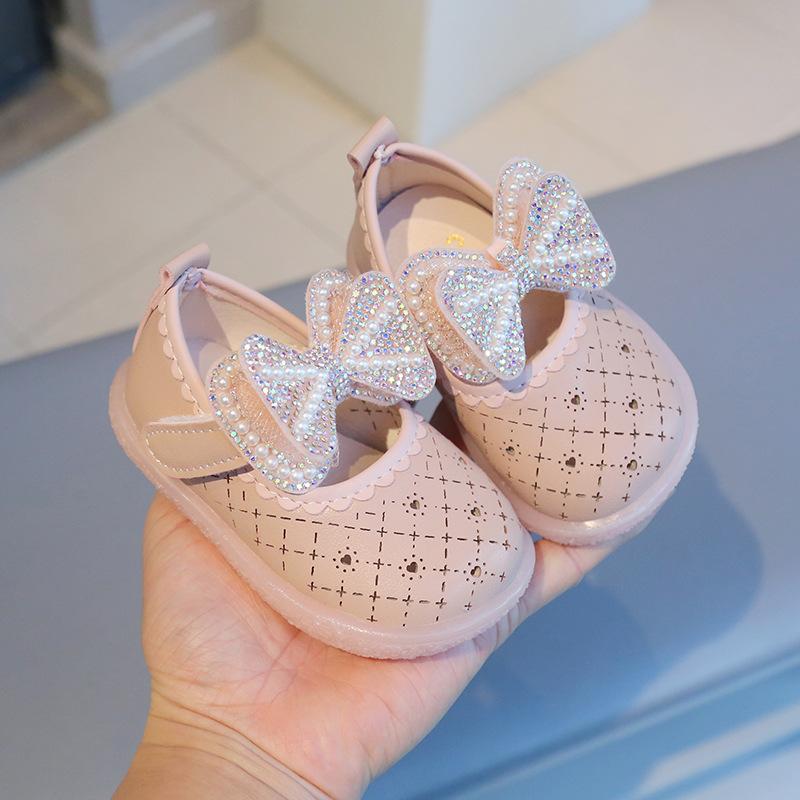 Summer Baby Shoes New Fashion Versatile Baby Girl Shoes Comfort Soft Anti Slip Breathable Sneakers Princess Flat Simple Sandals