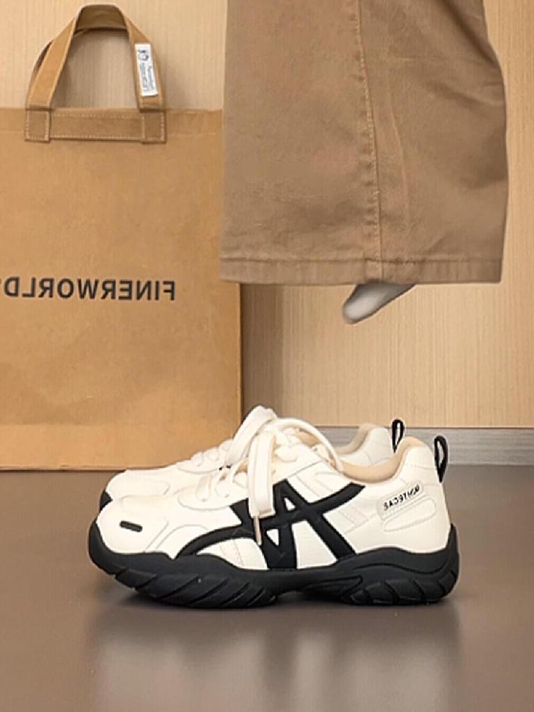 Damen-Leder-Sneaker aus Rindsleder mit dicker Sohle, höhenverstellende Freizeitsport-Schuhe, Herbst/Winter Kollektion 2025