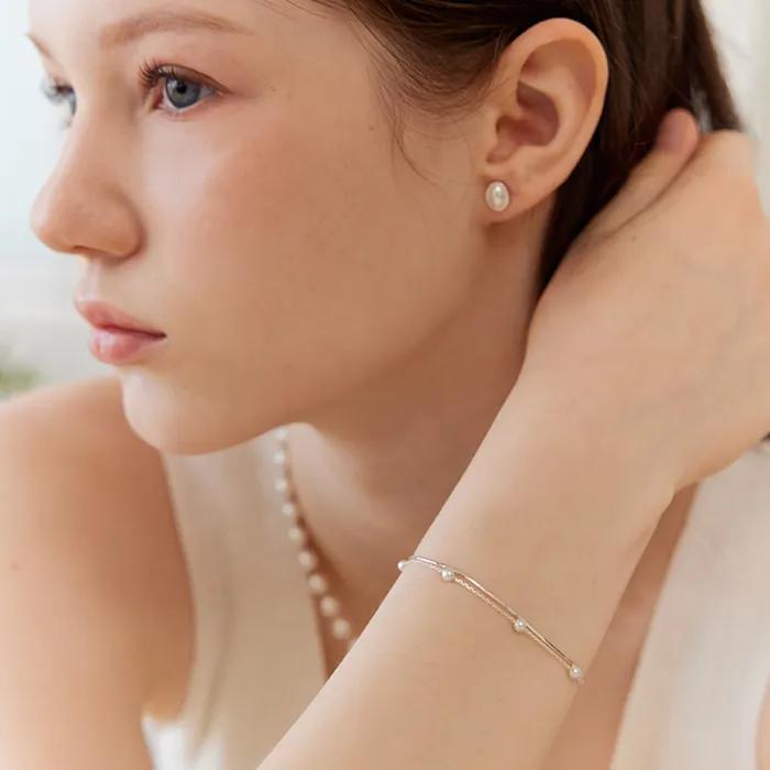 _Pearl shine chain layered bracelet