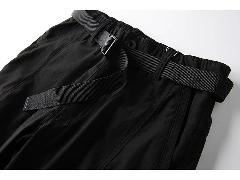Men's Winter Plus Velvet Waterproof Windproof Ski Pants with Quick-Dry & Multi-Pocket Design