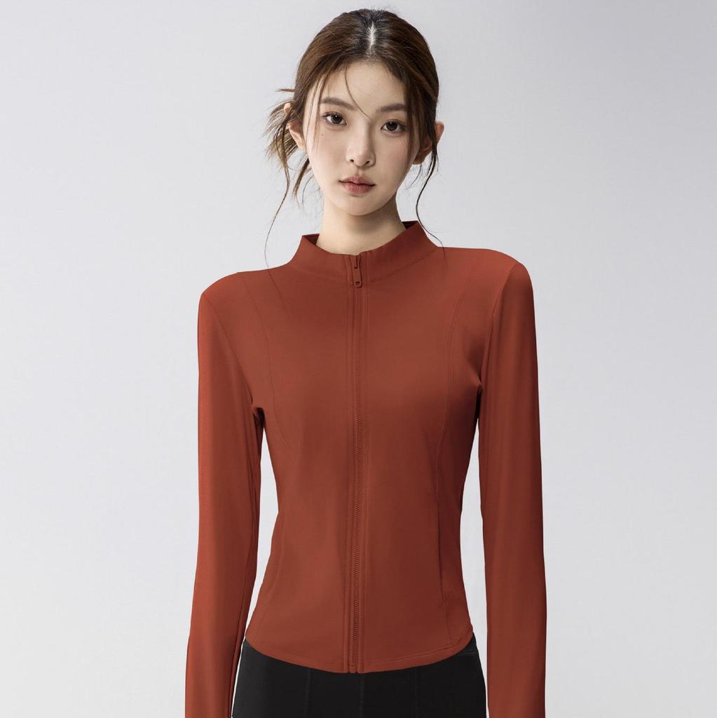 Full-Zip Yoga Suit with Pockets: Slimming Long Sleeve Top for Running & Fitness