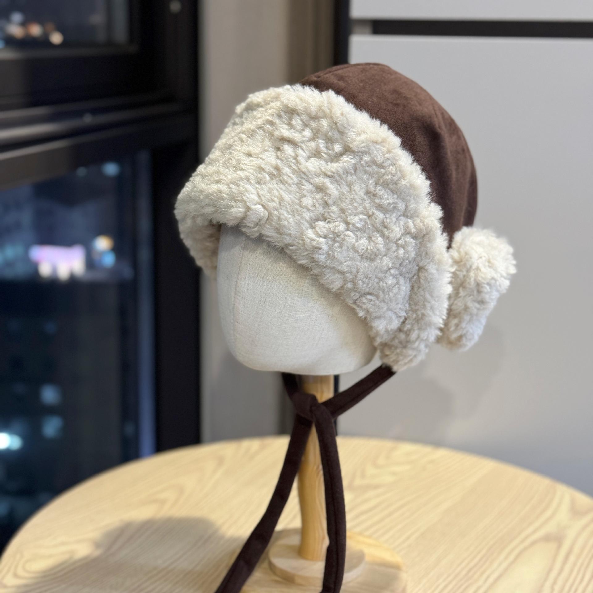 

Korean-style simple autumn and winter lamb wool ear-protecting hat for women, versatile tie-back warm pullover hat, trendy for skiing and cycling Adult54-60Adjustable коричневий