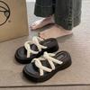 Leichte erhöhende Kreuzsandalen Damen Oberbekleidung 2025 Sommer neue kleine dicksohlige Slipper ausländischer Stil vielseitige Muffinschuhe