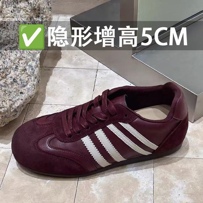 

ins ветер четыре полоски немецкие тренировочные кроссовки 2025 осень увеличение роста кожа обувь Форреста Гампа модная повседневная обувь молодежная женская обувь тренд 40 темно-красного