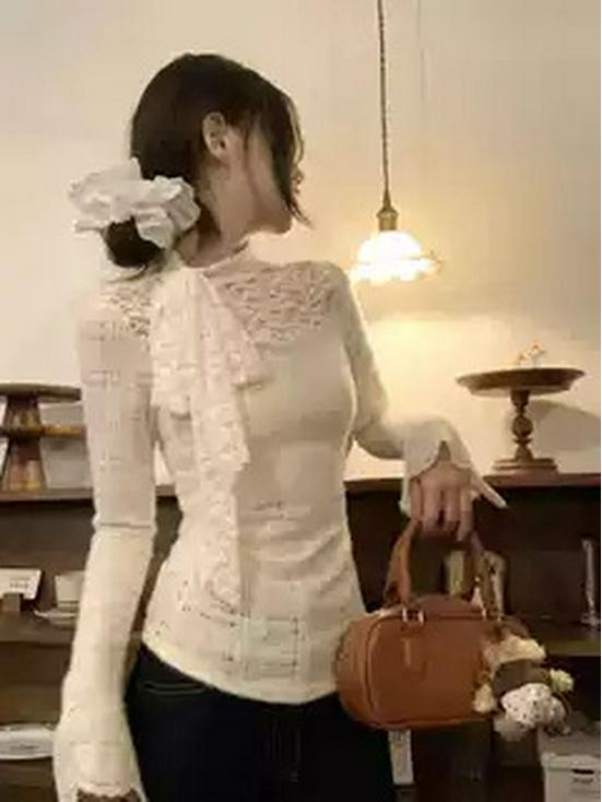 Women's Slim Lace Long-Sleeve Base Layer Top - 2025 Autumn/Winter Collection
