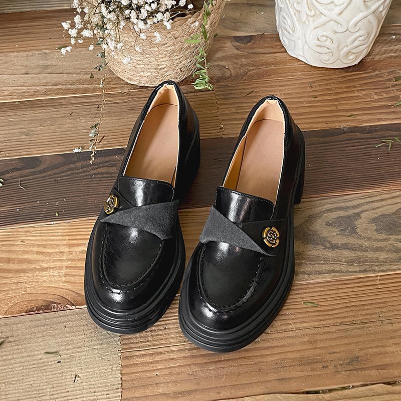 Retro British Style Versatile with Skirt Thick Heel Small Leather Shoes Women's 2025 New Autumn and Winter High Heel Loafers