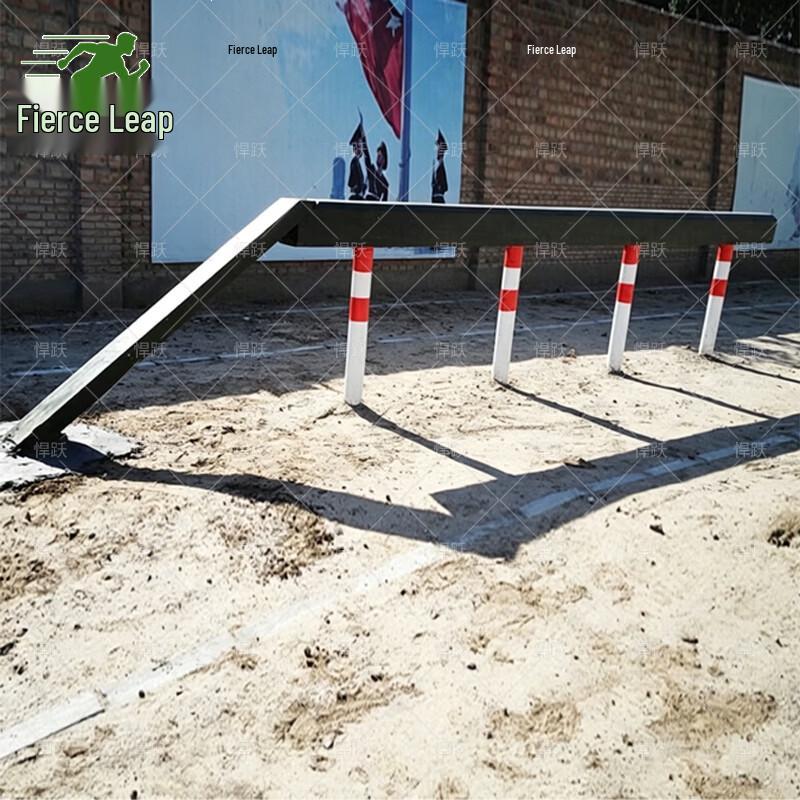 Hanyue 400m Obstacle Course Training Equipment