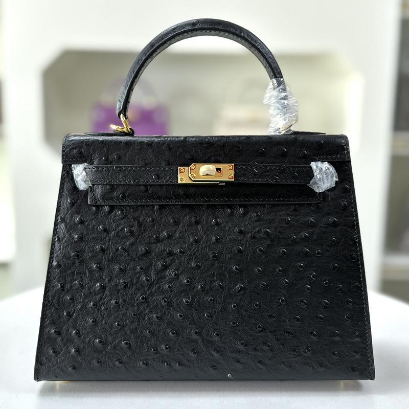 Geantă model struț prima și a doua generație