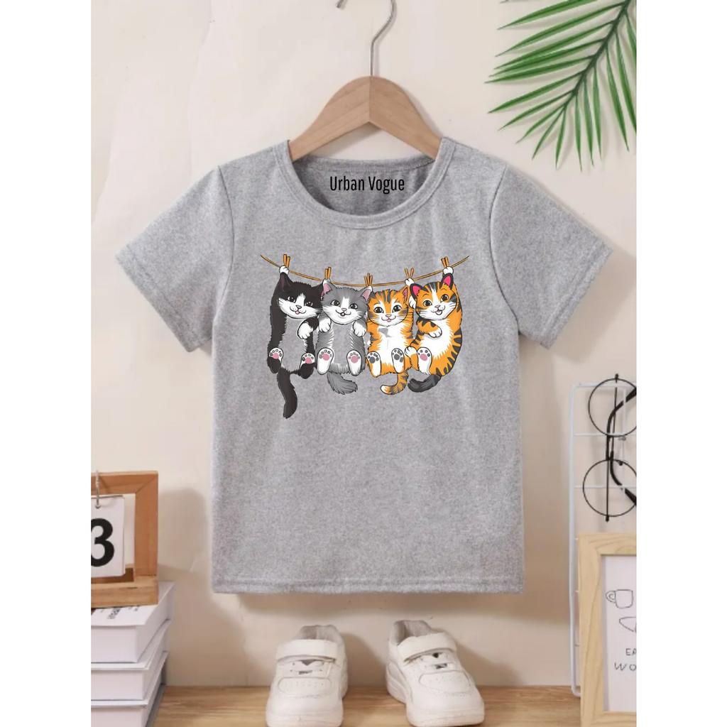 Camiseta Infantil menina Gatinhos no Varal Blusa Básica Menina de Manga Curta com Estampa