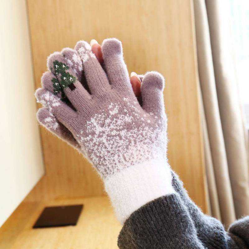 Christmas gloves autumn and winter female warmth cute bear five fingers can be cold-proof in winter riding warm hands
